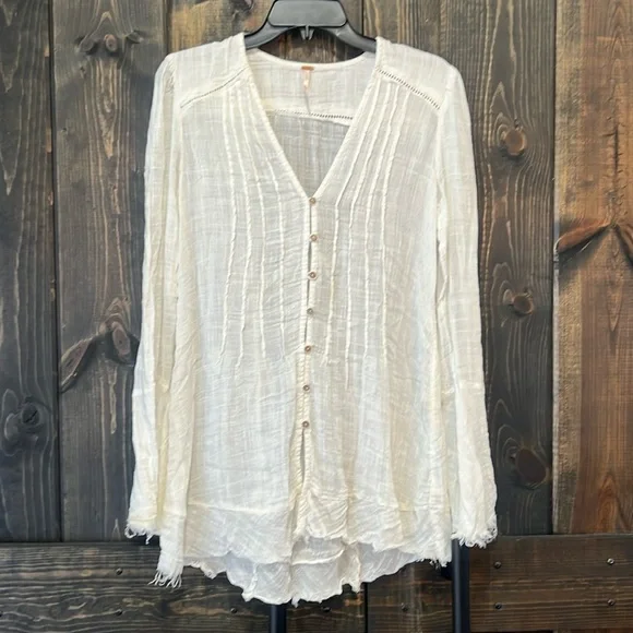 Free People Greta Gauze Top M Ivory Button Front Bell Sleeves Lightweight Sheer - Picture 2 of 15